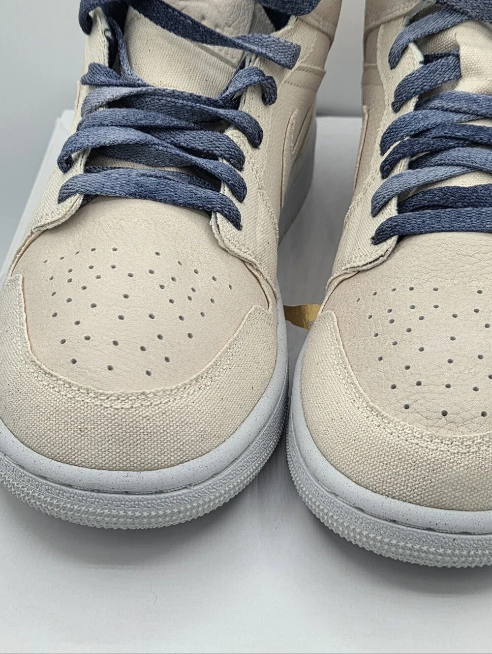 Nike Women's High-Top Sneakers in Beige and Navy